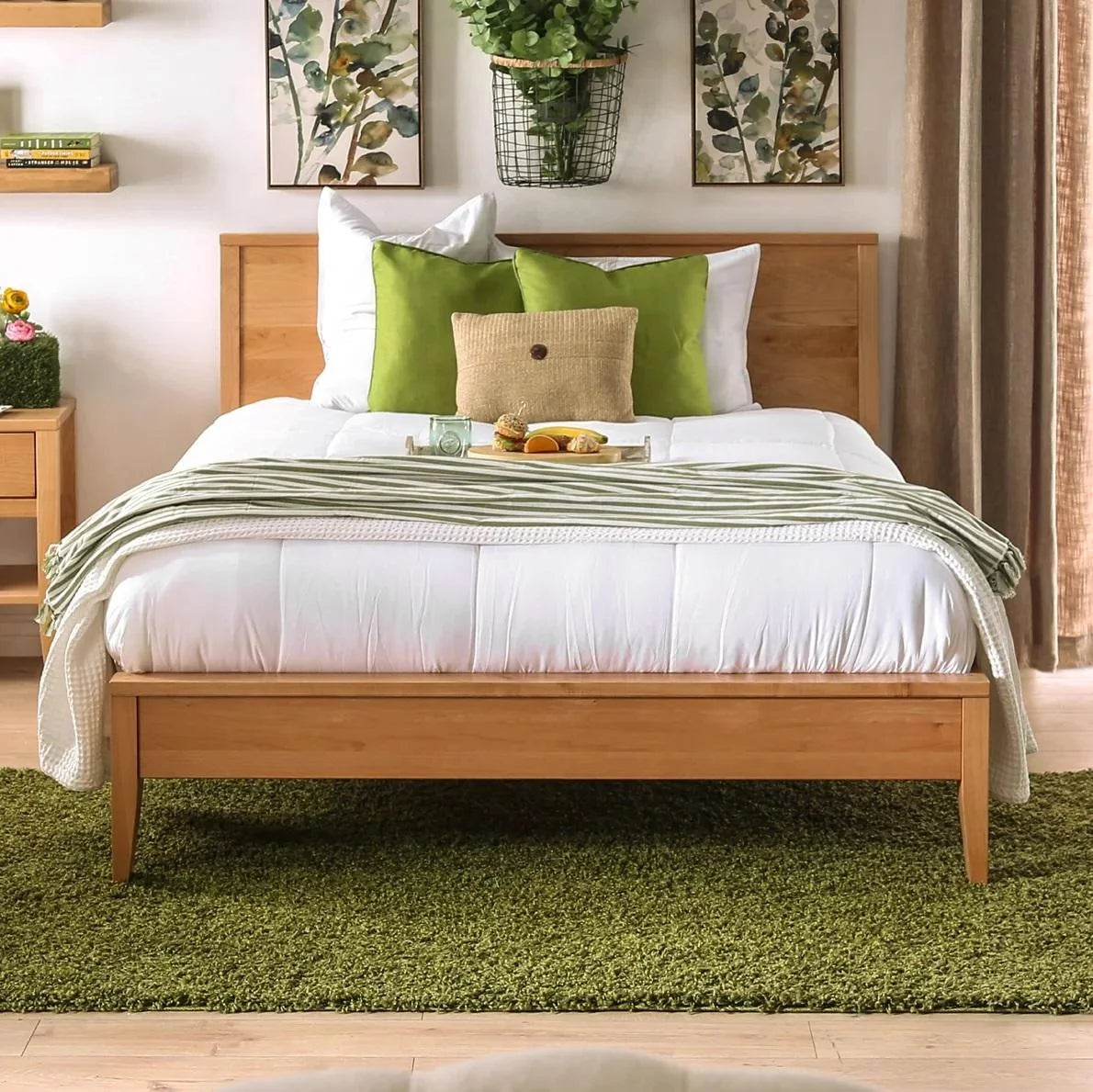 Light Oak Solid Wood Queen Bed O73697