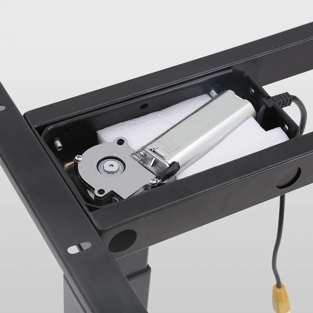 White Electric Height Adjustable Standing Desk M69022