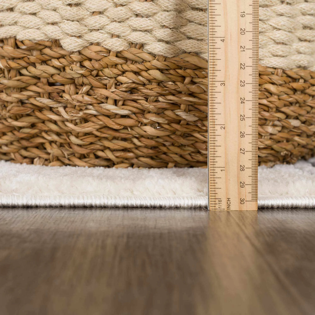 Cream Black White Area Rug H68568