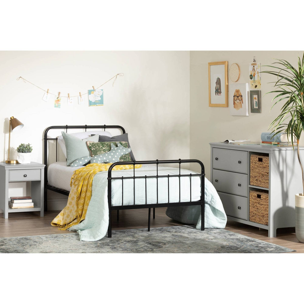 Black Twin Metal Complete Bed X20731