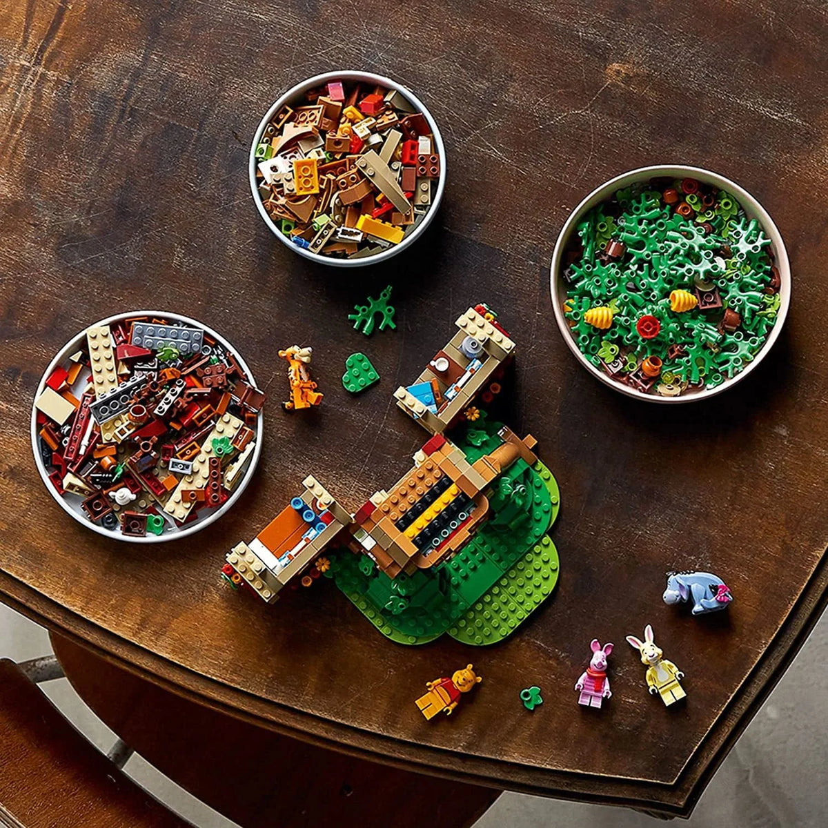 Building Set with Minifigure T945815