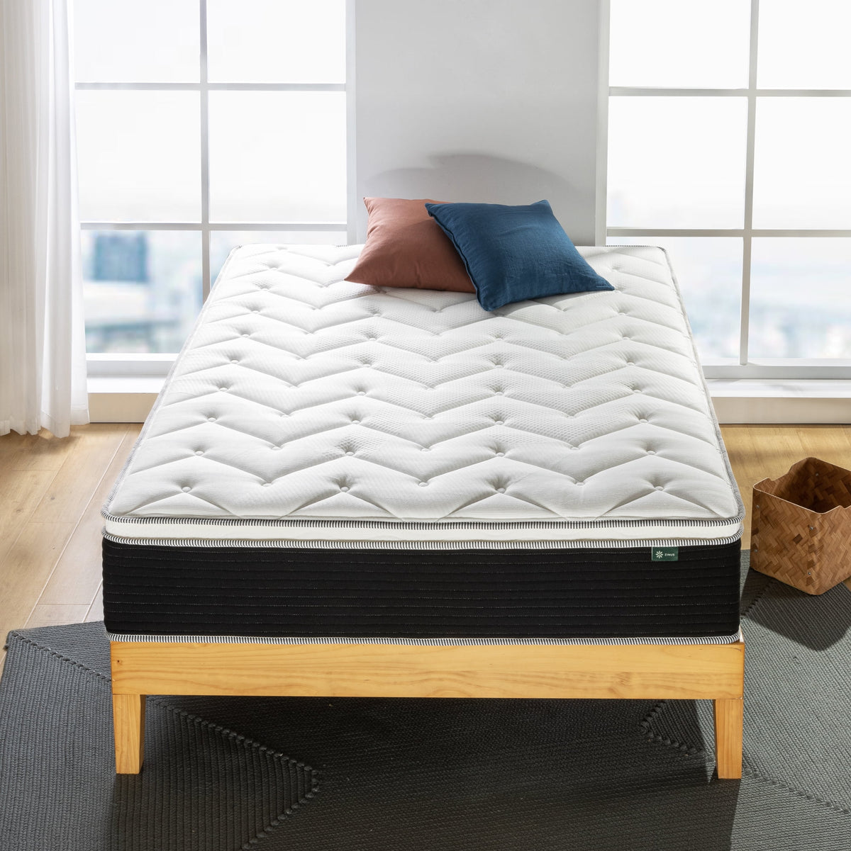 Queen Pocket Spring Hybrid Mattress M786