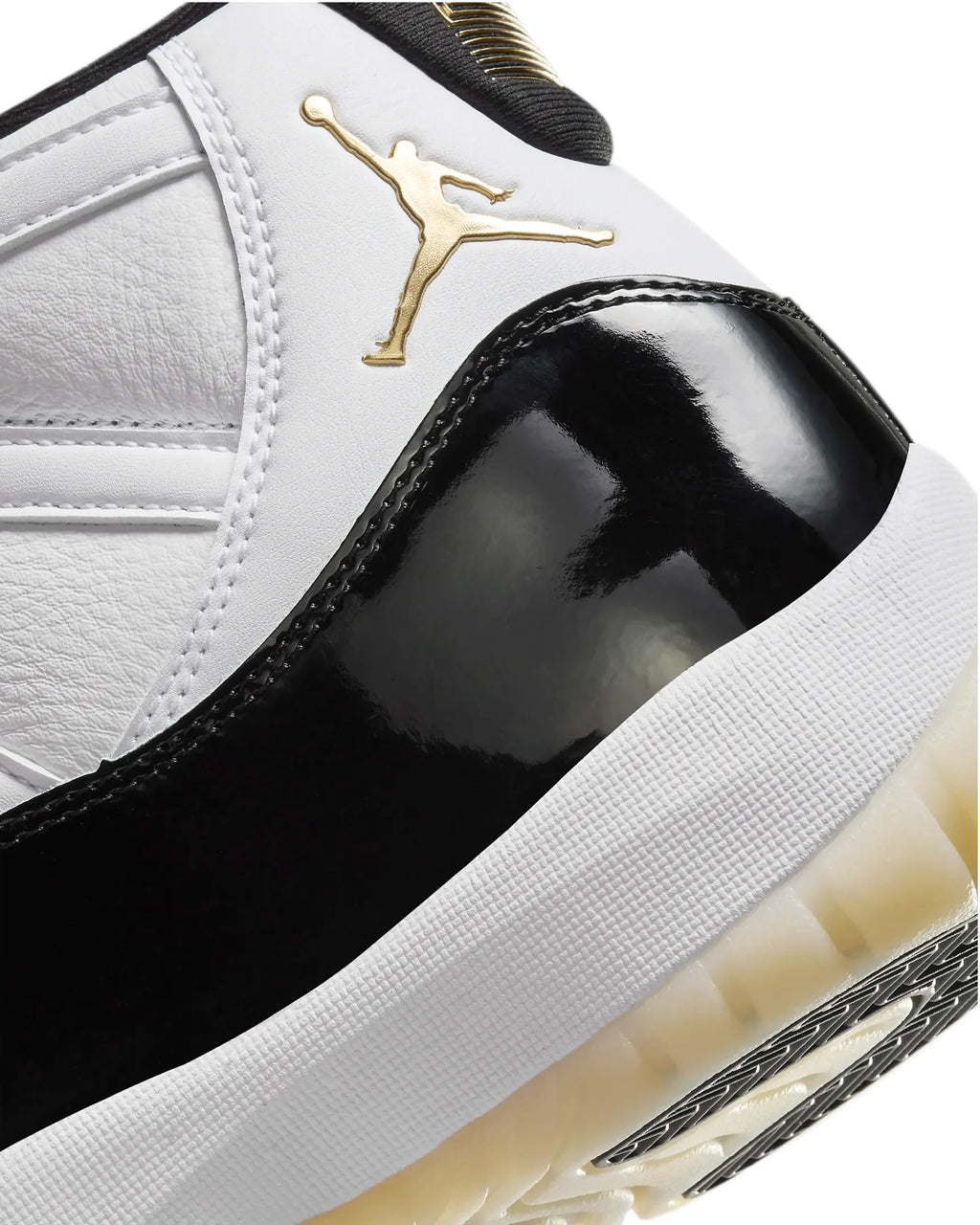 White Metallic Gold-Black Sneaker P562