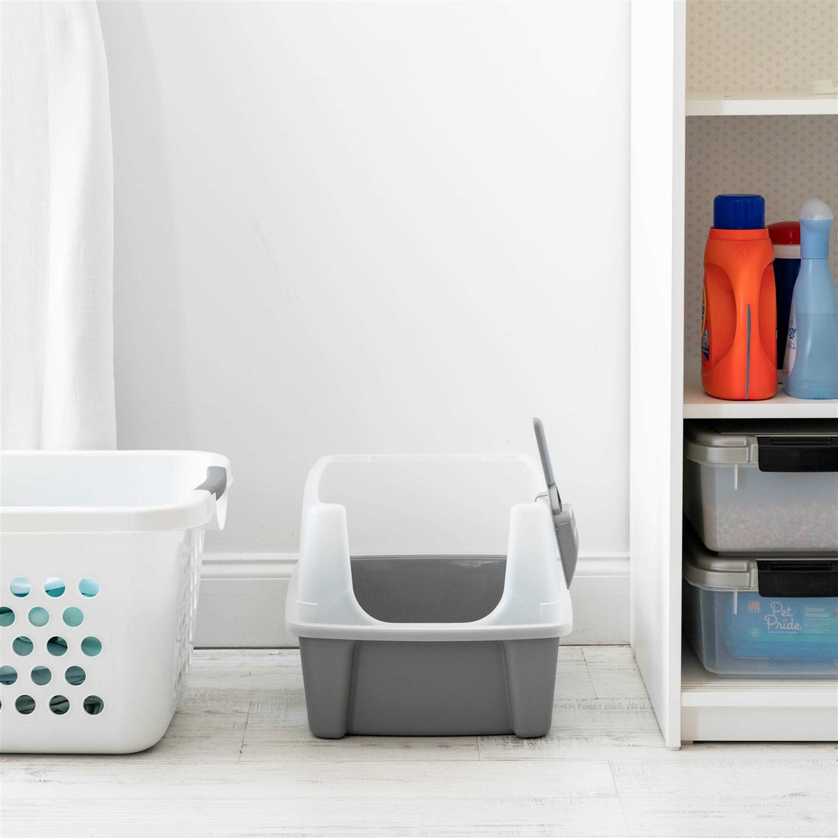 Open Top Cat Litter Box with Shield and Scoop Q1784