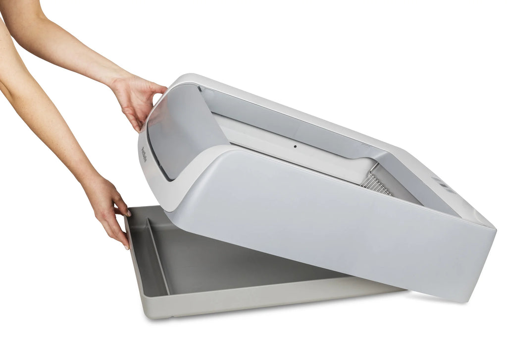 Reusable Cat Litter Box Tray with 4.3 lb Non Clumping Crystal Litter S83998