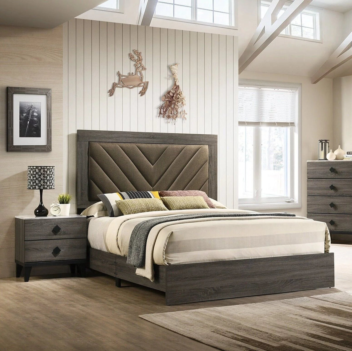 King Size Bed and 2 Nightstands Gray Wood Tufted Headboard 3pc Set F137930