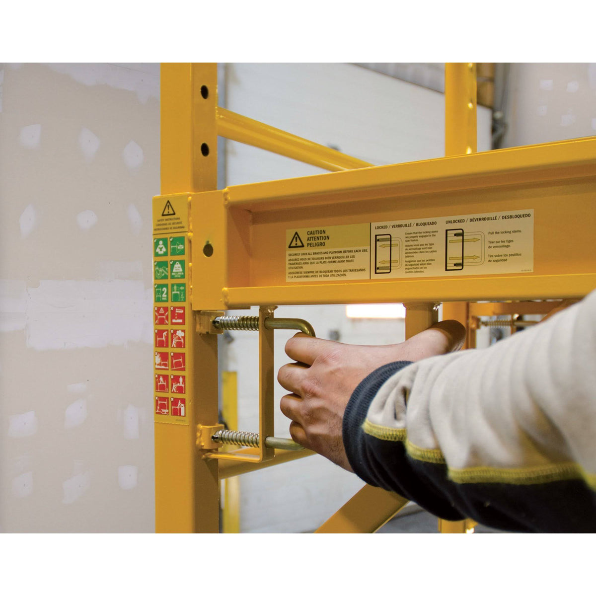 6ft Scaffold Y934297