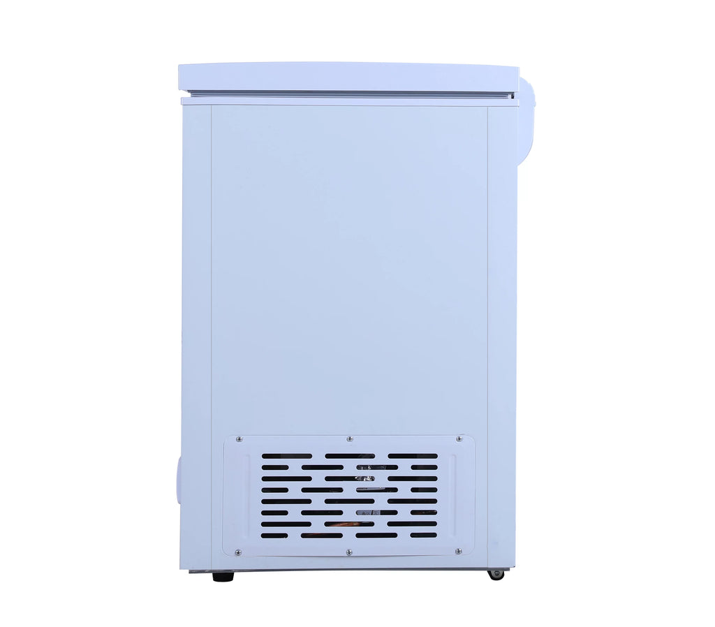 5.0 Cu. Ft. White Chest Freezer W483