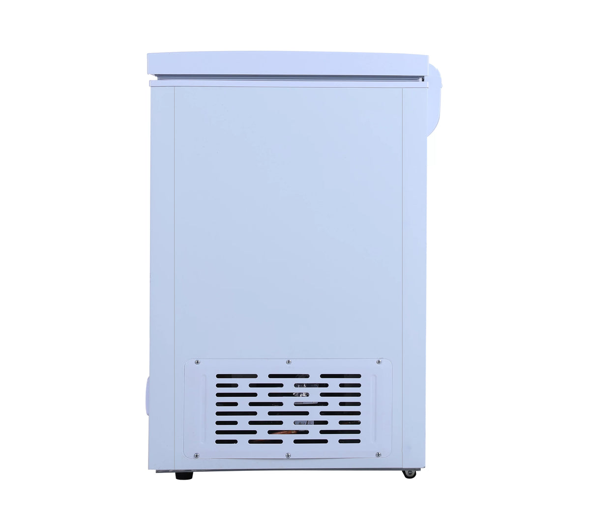 5.0 Cu. Ft. White Chest Freezer W483