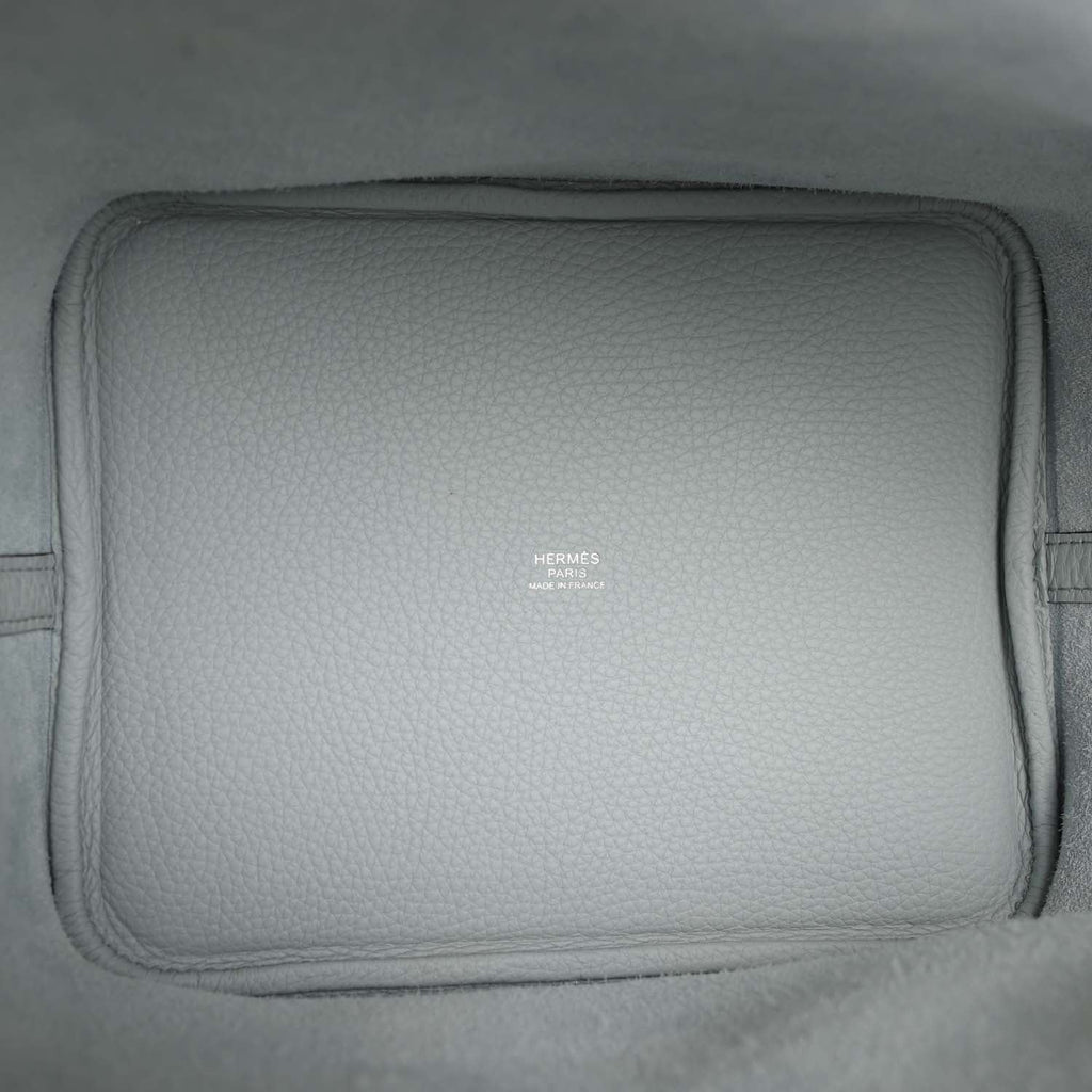 Bleu Pale Clemence 22 Handbag Q48863