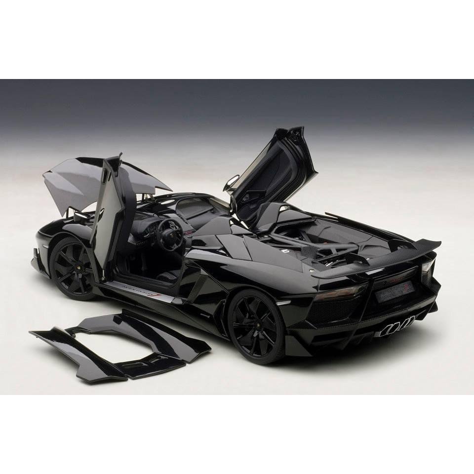 1/18 Black Diecast Car Model H5213