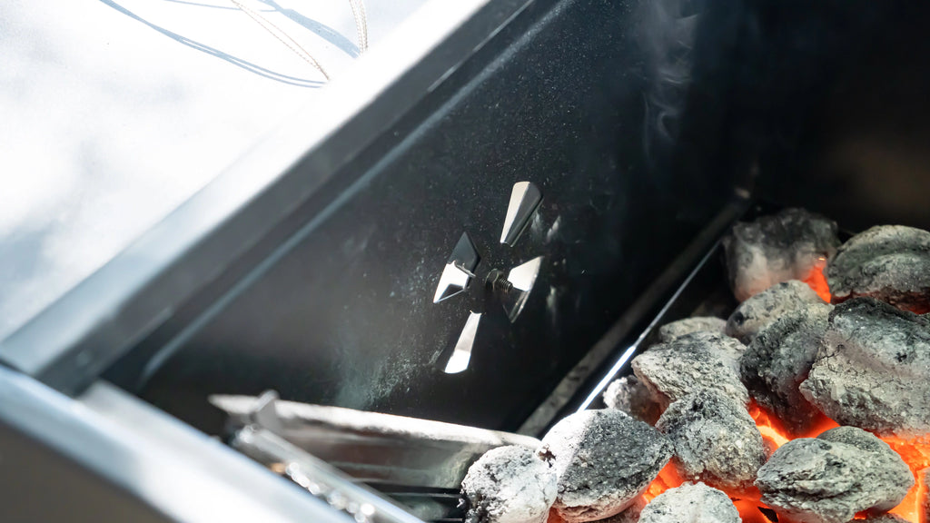 32-inch Smart Charcoal Grill with Meat Thermometer K563