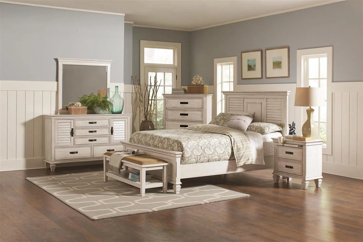 Storage Platform Bedroom Set M101